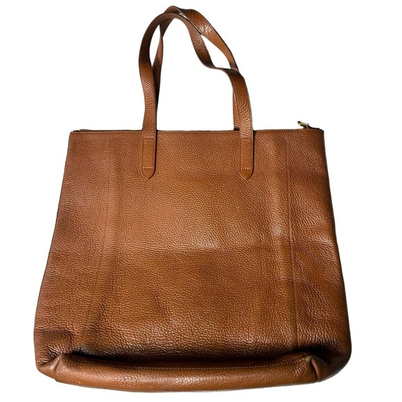 Cuyana Classic Leather Zipper Tote Brown - Picture 1 of 16